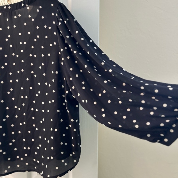Gibson + Latimer Poka Dot Blouse - Picture 3 of 4